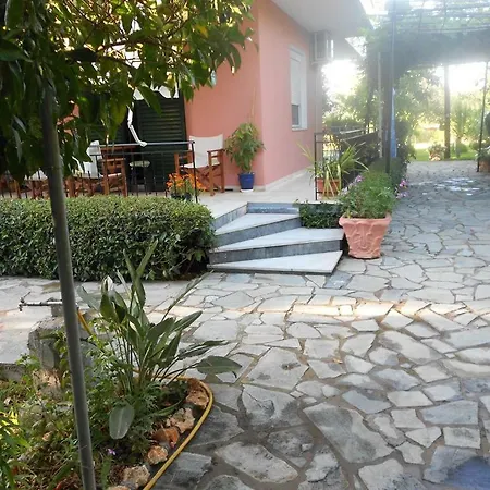 Swan Apartment Lefkada City